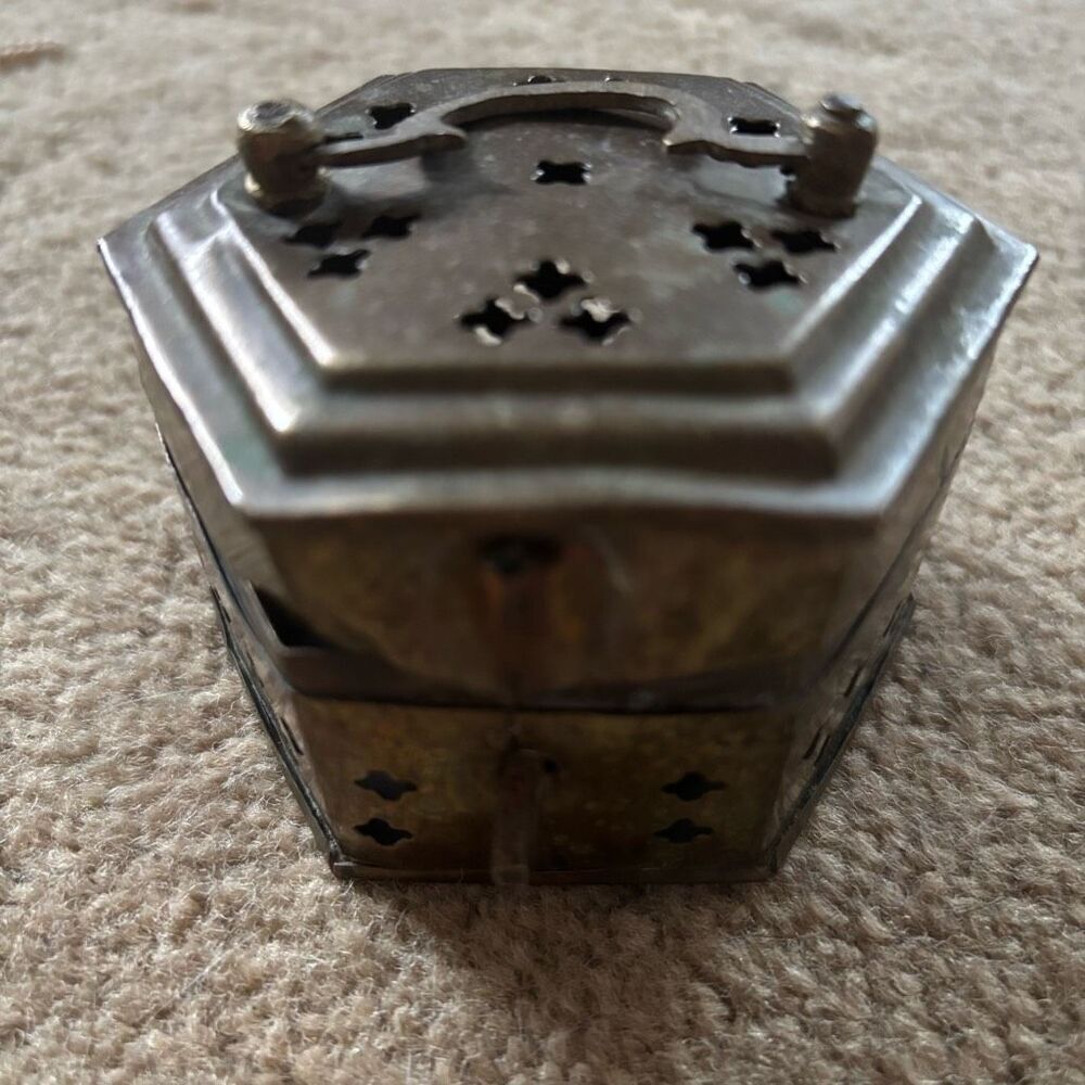 Vintage Brass Cricket Box No Clasp
